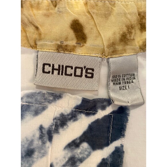 Chico’s Button Down Blouse Size 1 USA Sz Medium Cream with Animal Print Accents - Picture 9 of 12